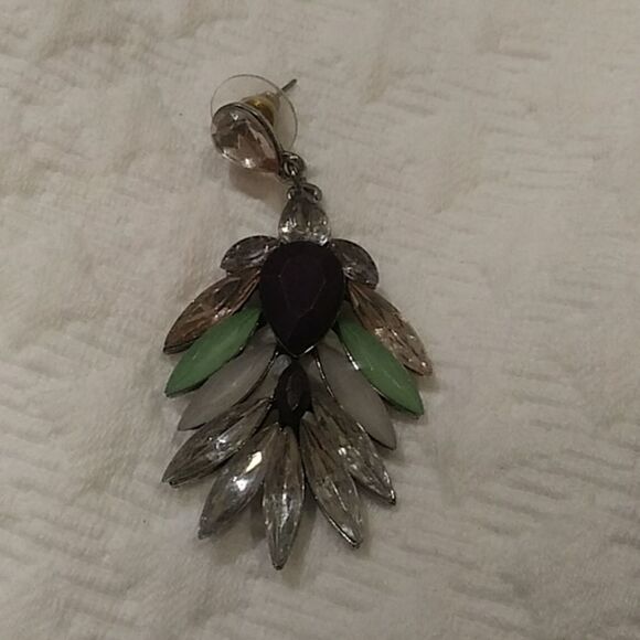 Earrings   - Picture 3 of 4